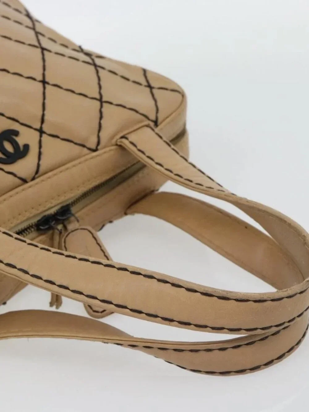 CHANEL Wild Stitch Tote Bag Leather Beige CC Auth 180632